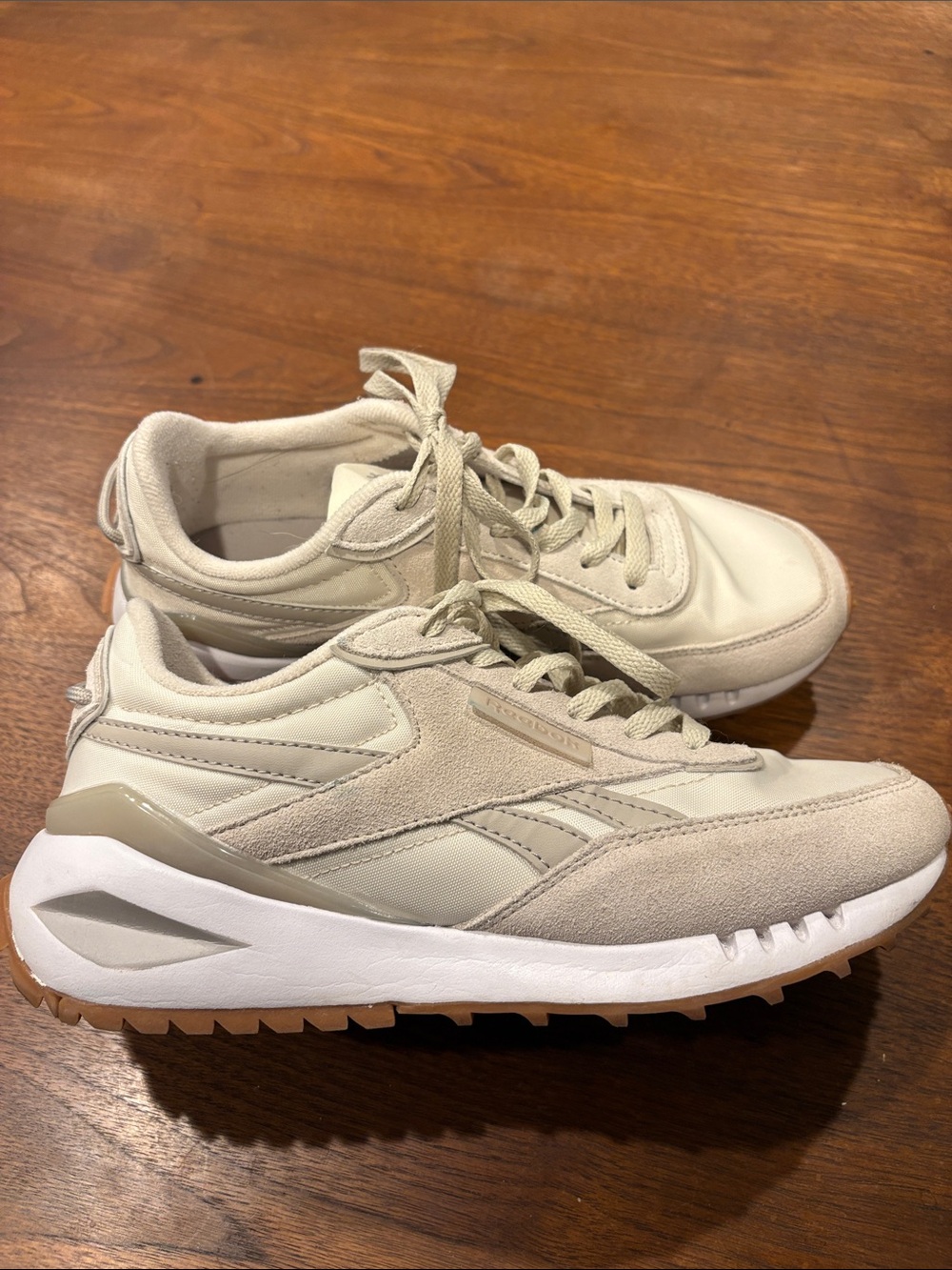 Neutral Beige Women's Reebok tennis shoes. Size 8.
